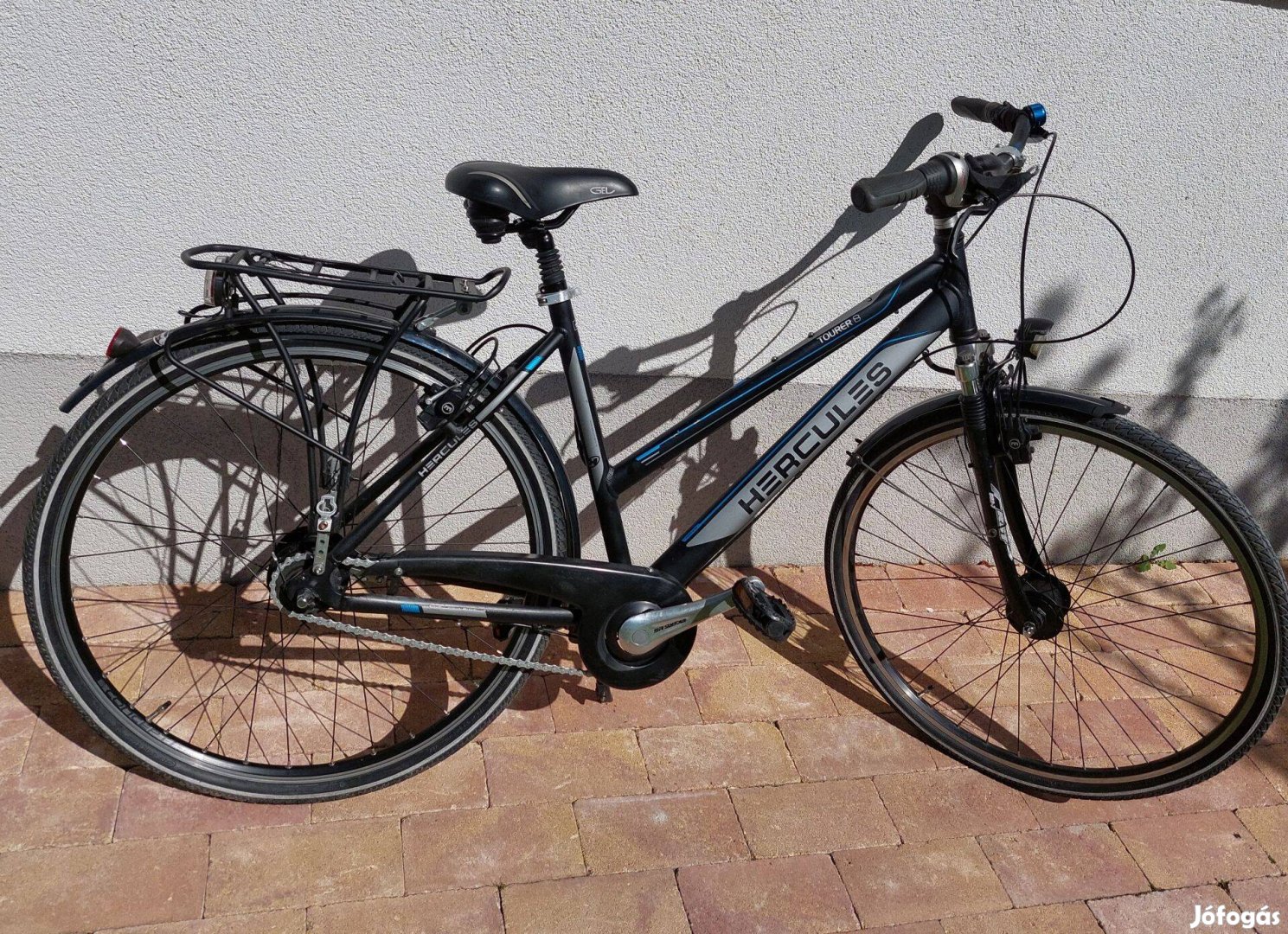 Hercules Tourer 8, agyváltós női trekking kerékpár