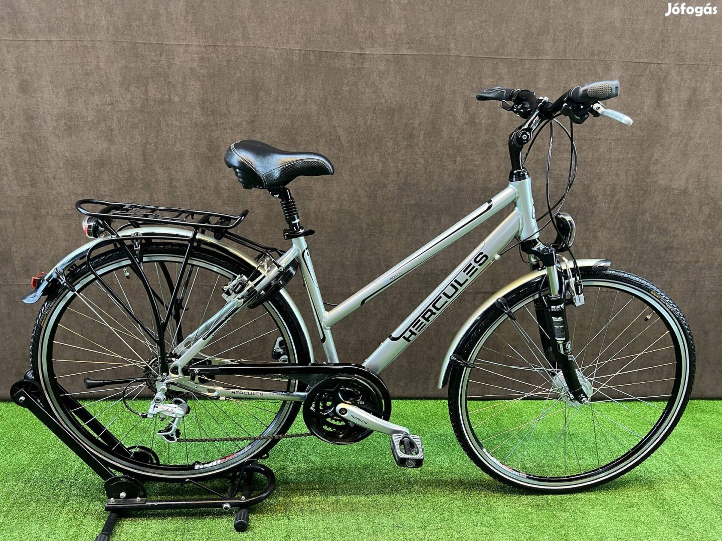 Hercules Trekking kerékpár! 28"! Shimano Deore LX, Acera! Olajfék!