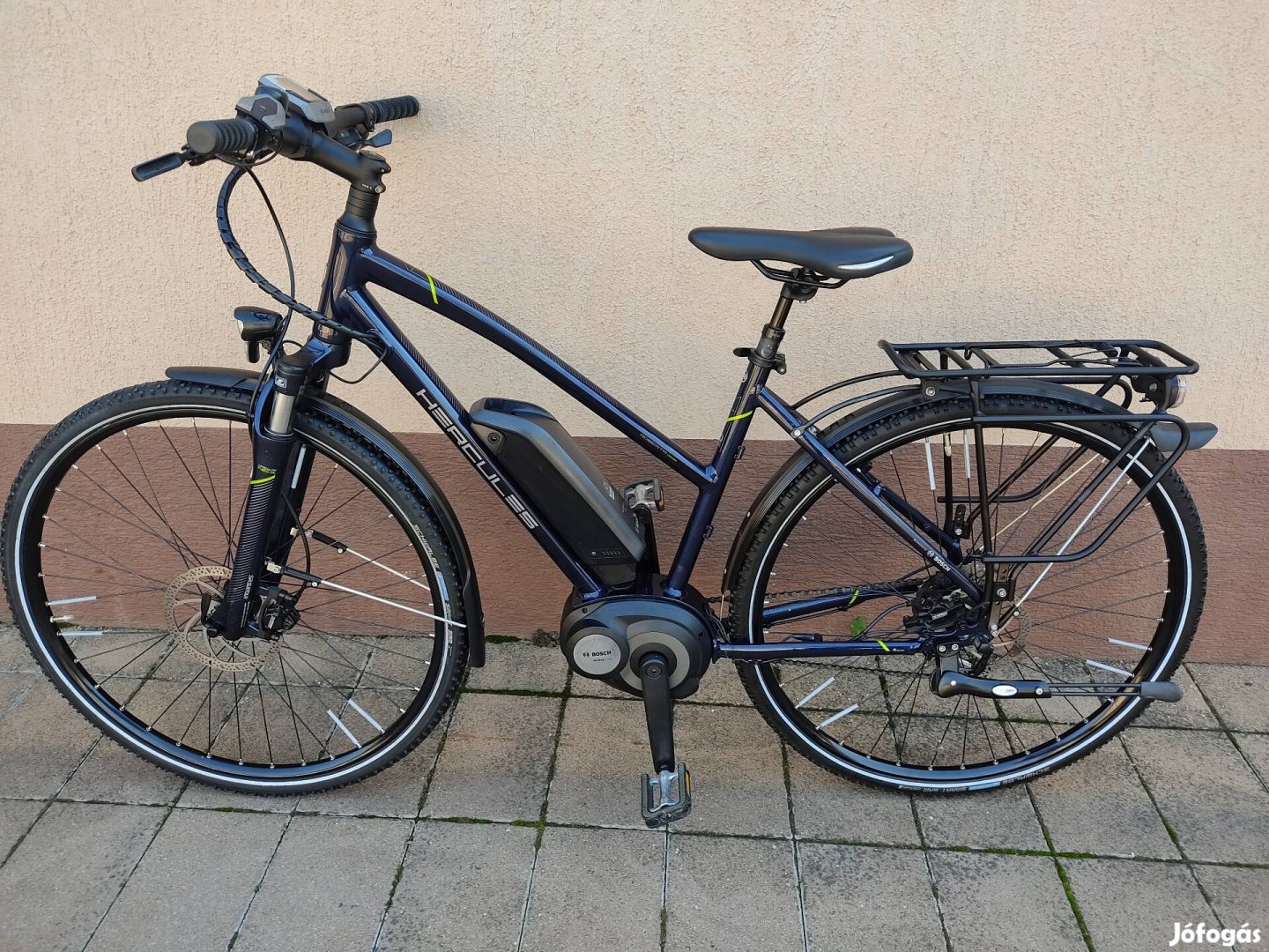 Hercules roberta cross 28as bosch motoros ebike kerékpár szép!!