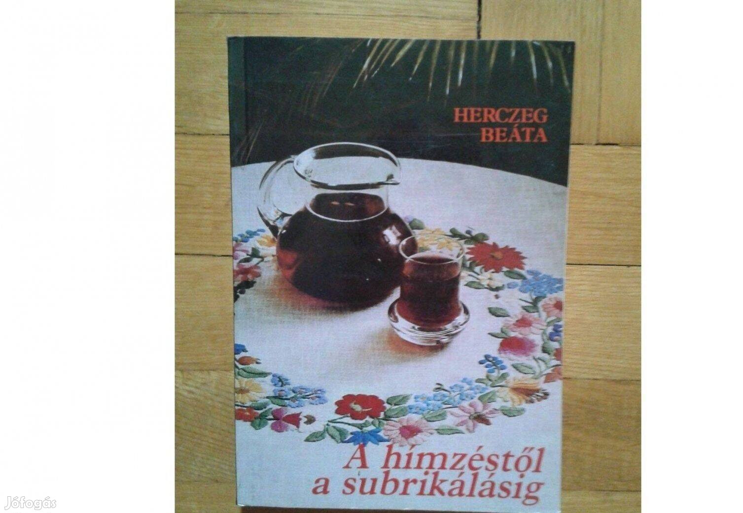 Herczeg Beáta: A himzéstől a subrikálásig, kézimunka
