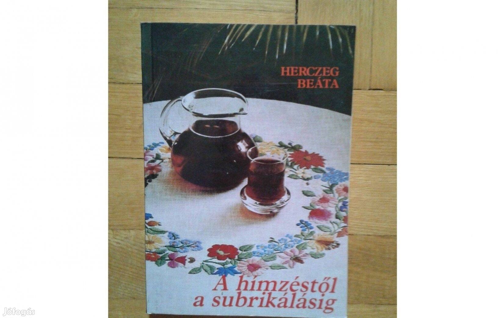 Herczeg Beáta: A himzéstől a subrikálásig, kézimunka