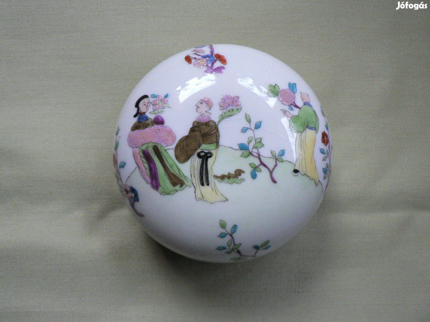 Herendi Csung Vert bonbonier, ékszertartó