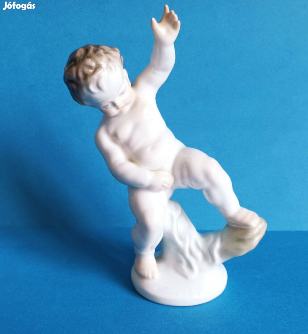 Herendi Pisilő Kisfiú Puttó Porcelán Figura