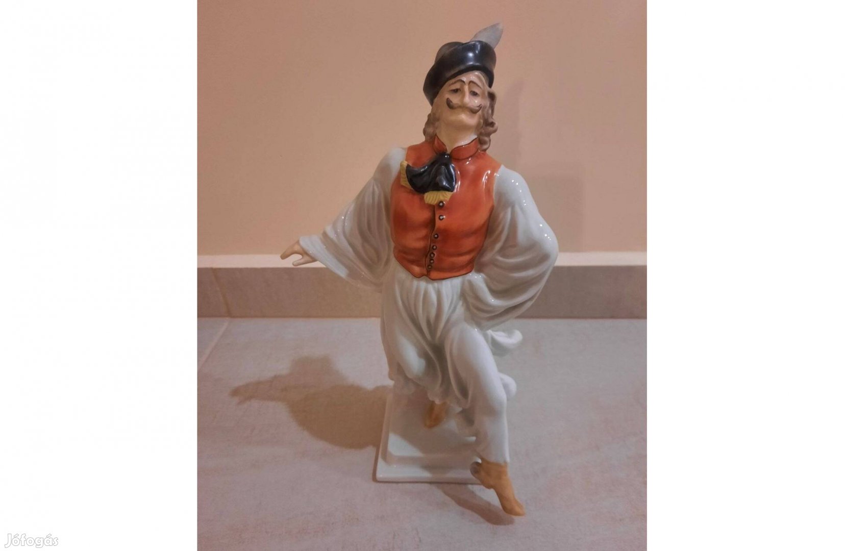 Herendi Táncoló juhász, betyár, paraszt porcelán figura