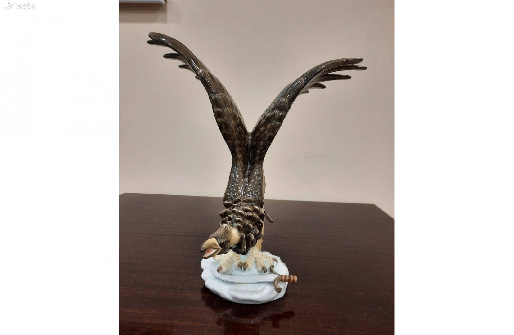 Herendi Turul madár karddal porcelán figura eladó!