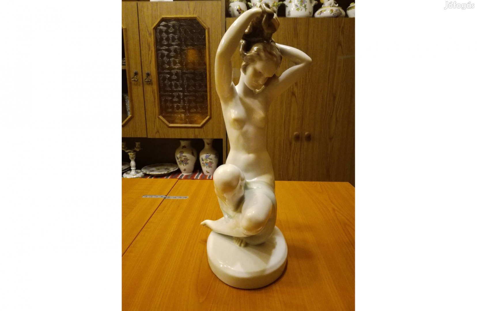 Herendi porcelán Fésülködő nő, női akt porcelán figura eladó!