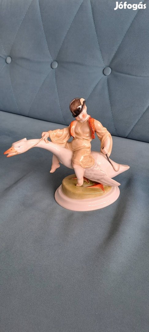 Herendi porcelán Ludas Matyi, 1941-es  ,hibátlan, jelzett 