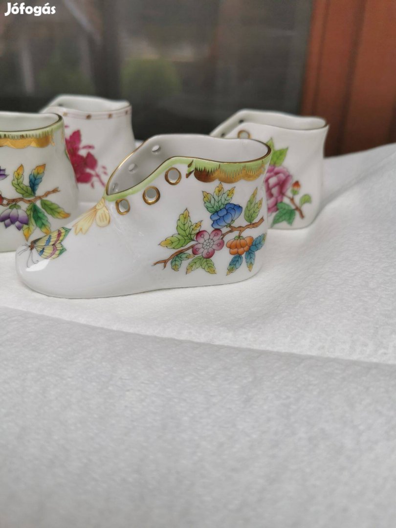 Herendi porcelán kiscipők egyben