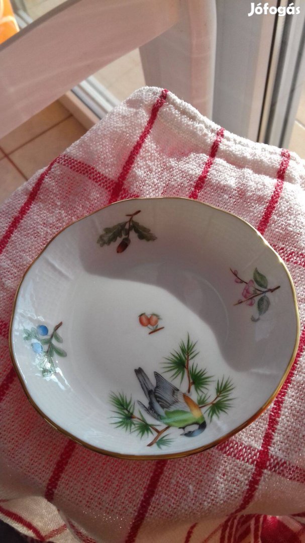 Herendi porcelán tála átm 10cm Rochild