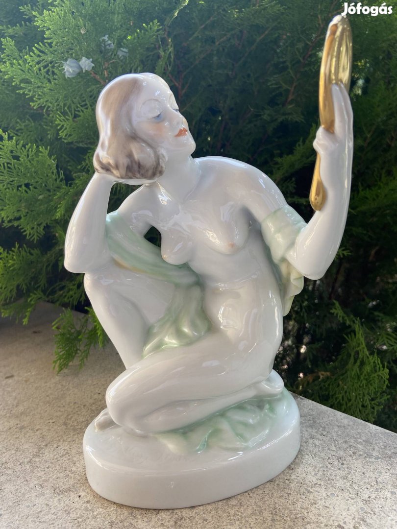 Herendi tükörbe néző akt porcelán figura 