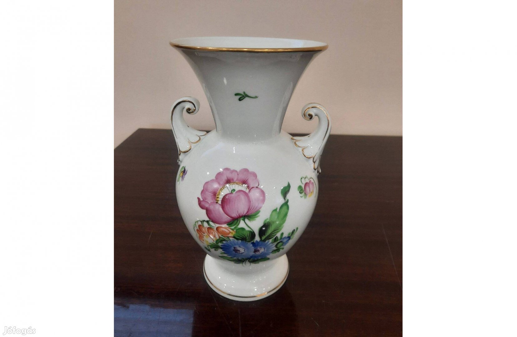 Herendi virágmintás 2 füles porcelán váza eladó!