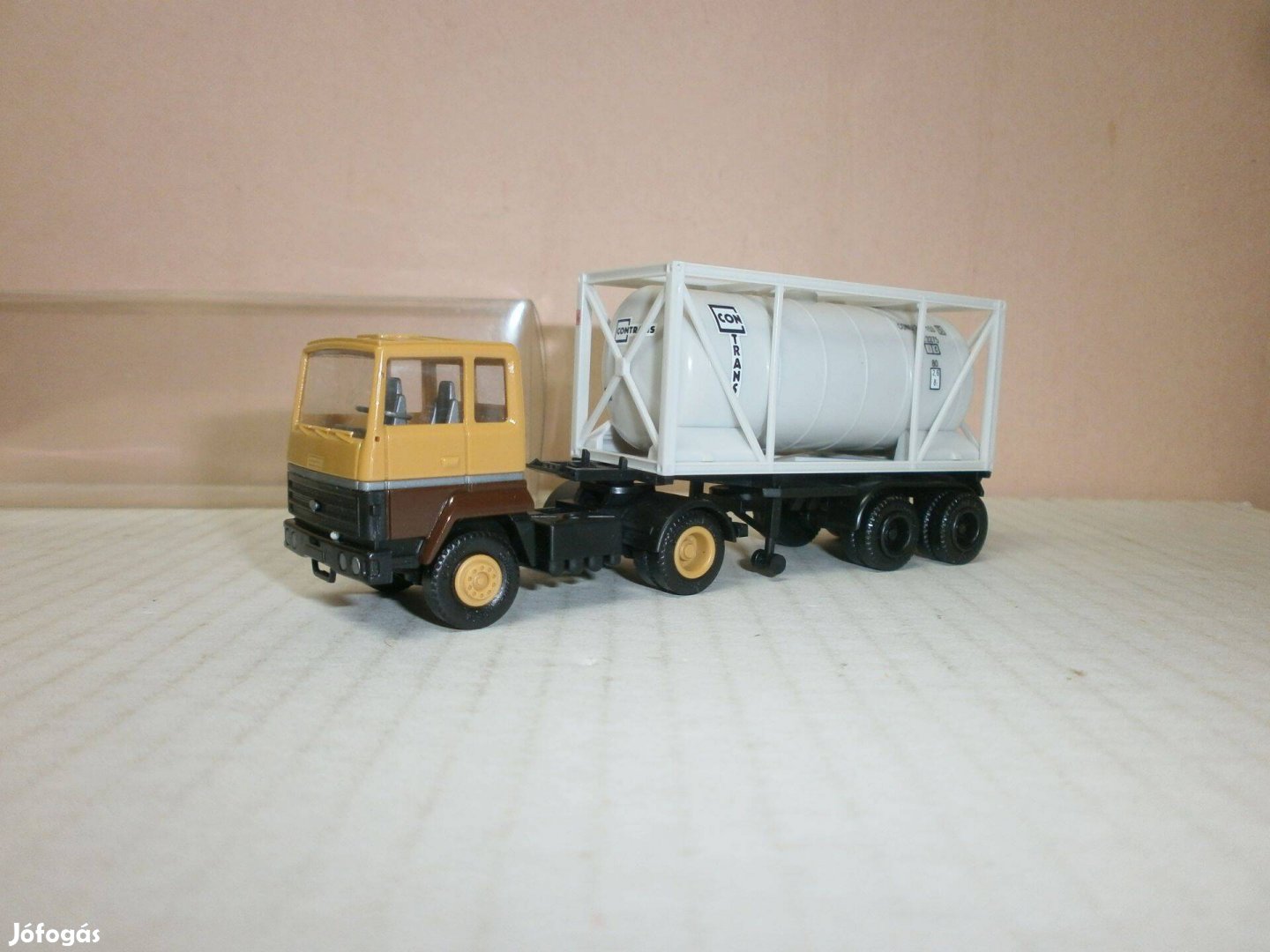 Herpa - Ford - slepper kamion - 1:87 - ( H-11)