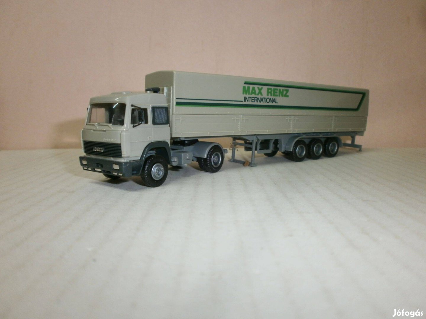 Herpa - Iveco - slepper kamion - 1:87 - ( H-4)