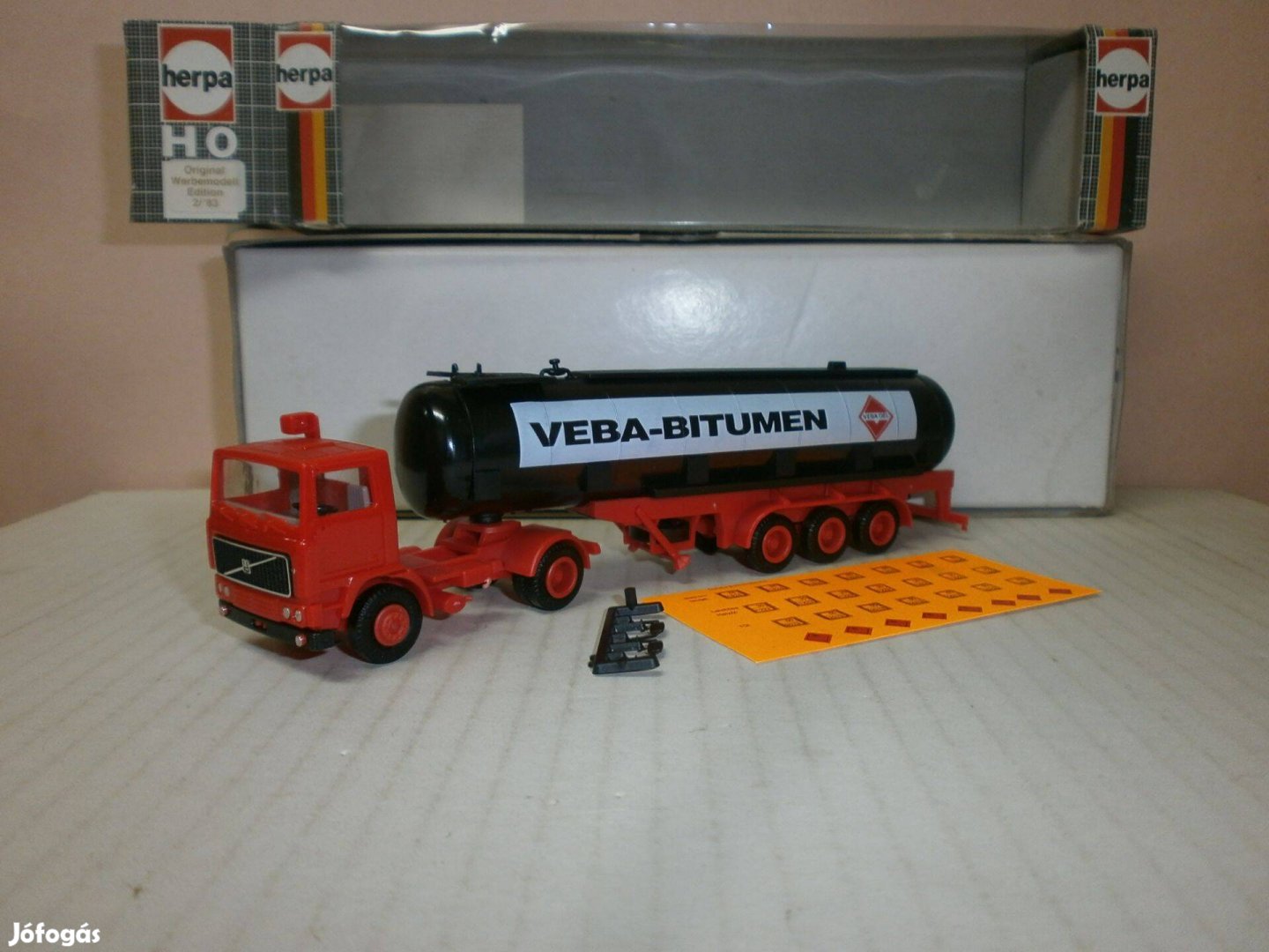 Herpa - Volvo - slepper tartály kamion - 1:87 - ( H-68)