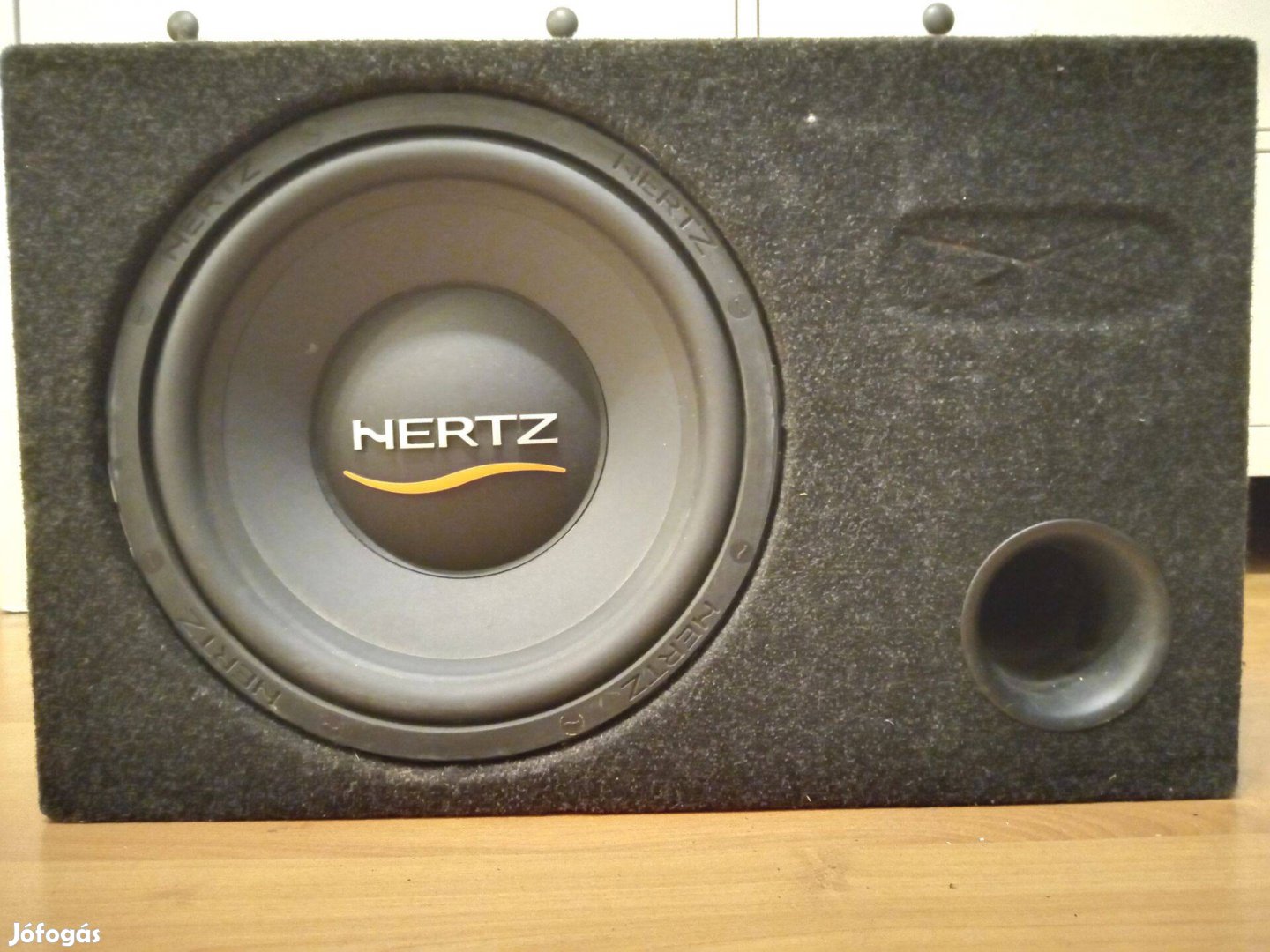 Hertz mélyláda eladó 30cm-es hangszóróval szerelve 350W RMS 700W zenei