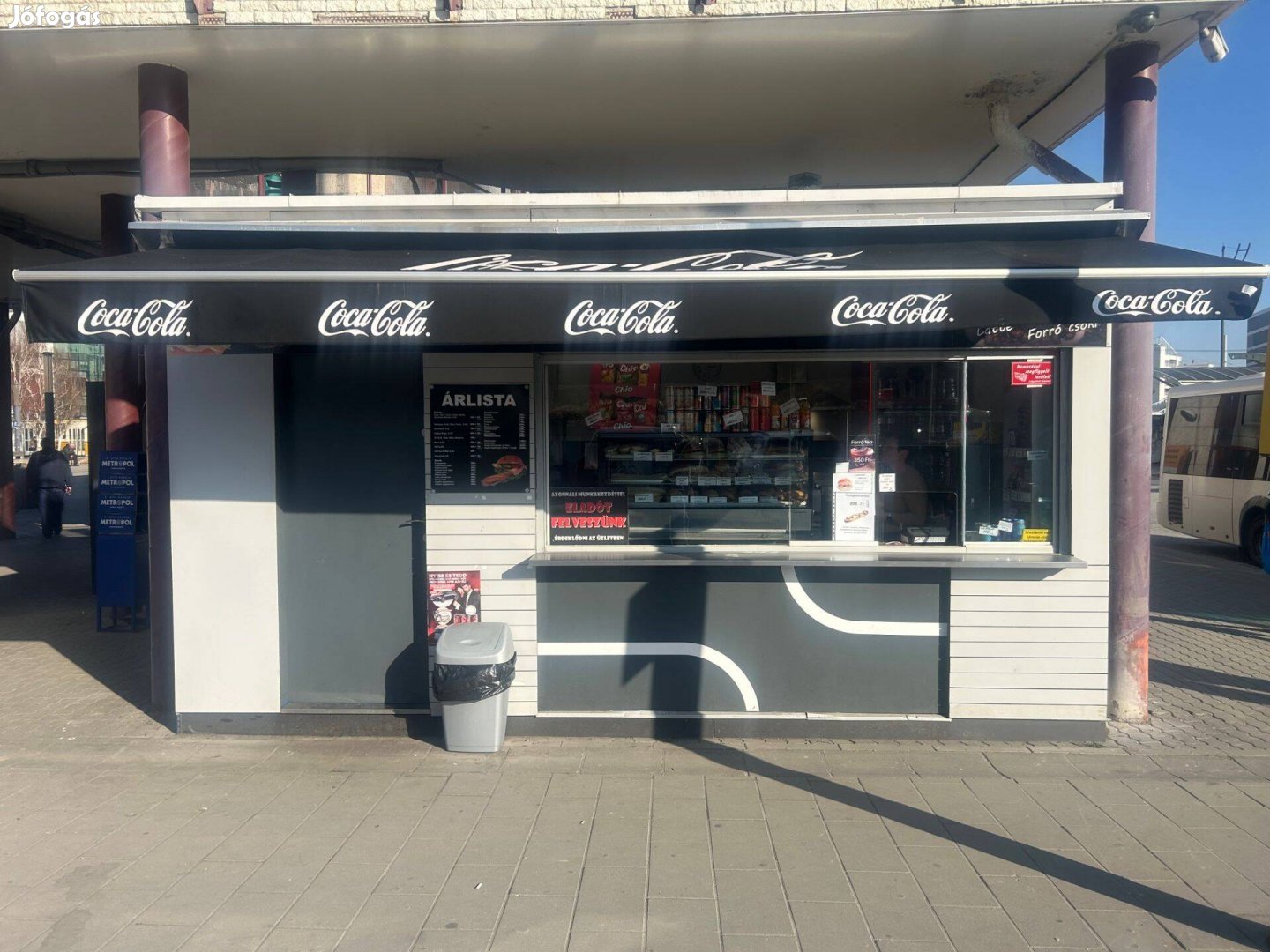 Hétvégi munkára keresünk büfébe hölgyeket eladó gyakorlattal