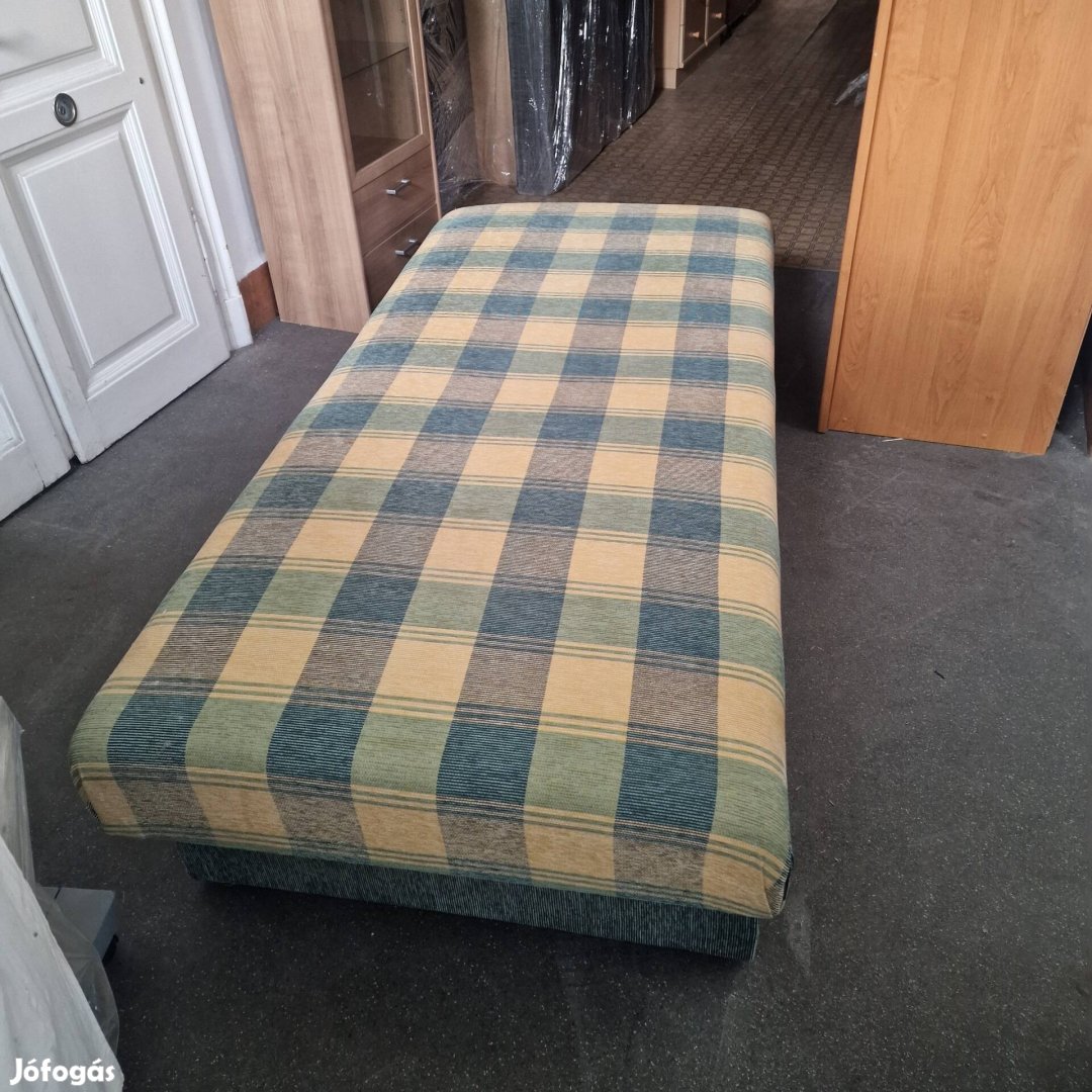 Heverö  90x200 ágynemütartós Szép állapotban!