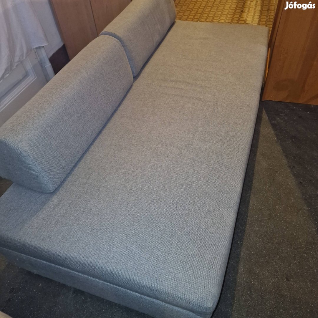 Heverö sofa  kanapé ágynemütartós Újszerü állapotban!