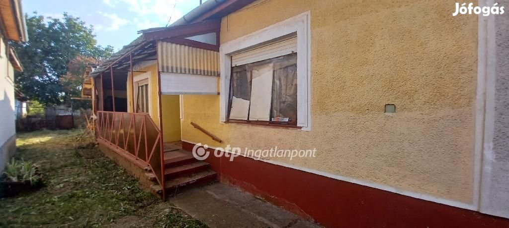 Hevesi eladó 120 nm-es ház