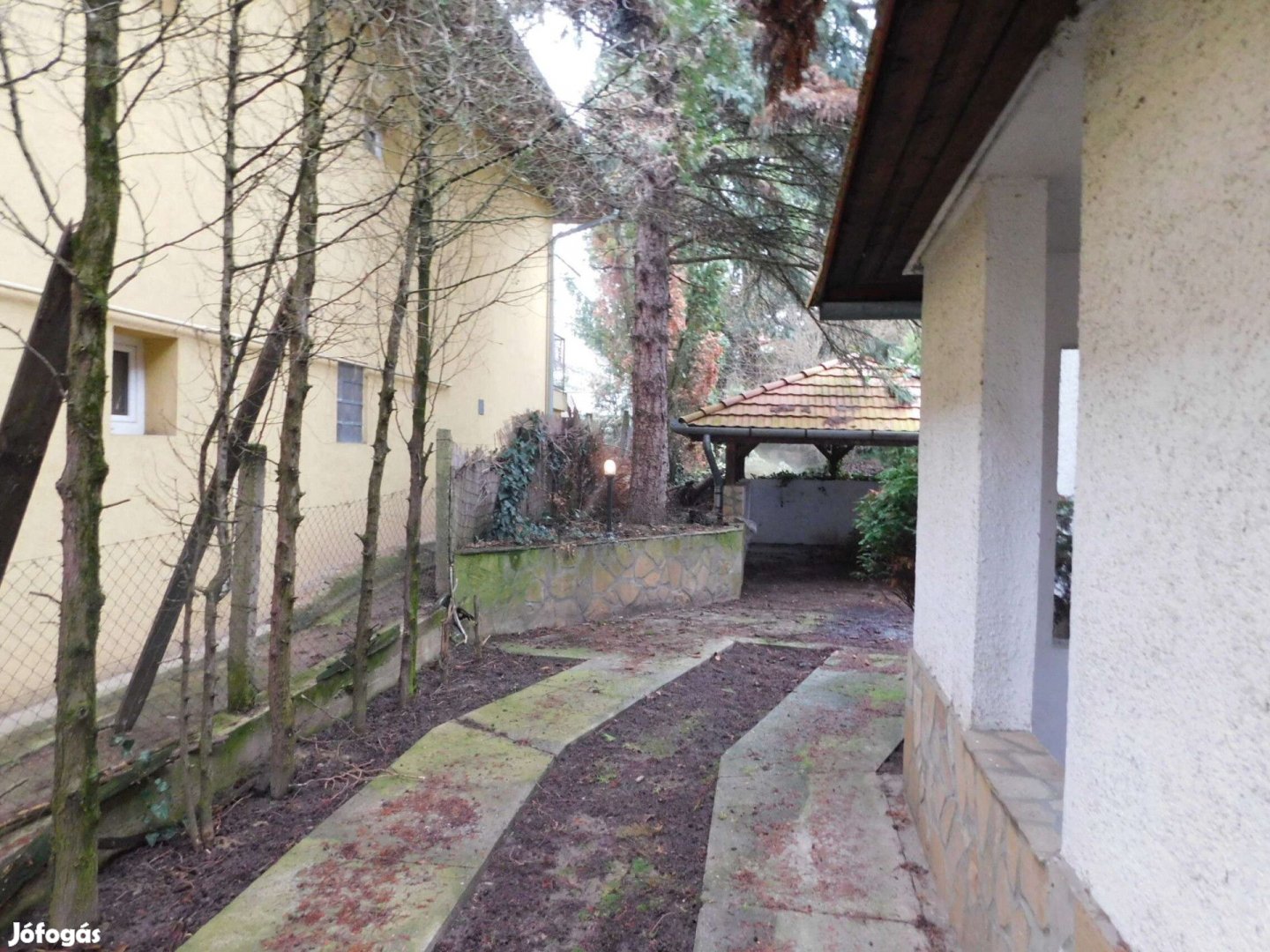 Hévízen felújítandó családi ház eladó