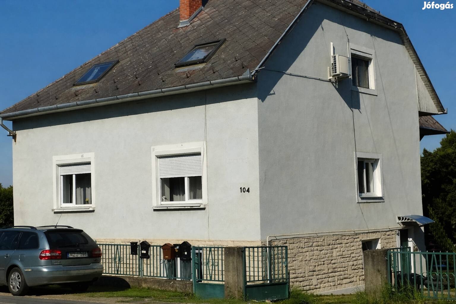 Hévízi felújított lakás eladó