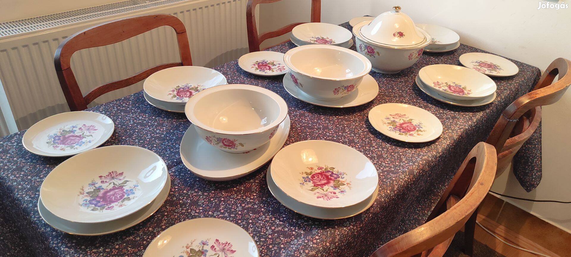 Hiánytalan és hibátlan német porcelán étkészlet ünnepi alkalmakra