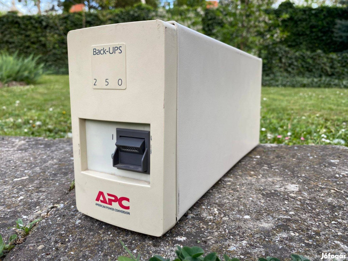 Hibás APC Back-UPS 250