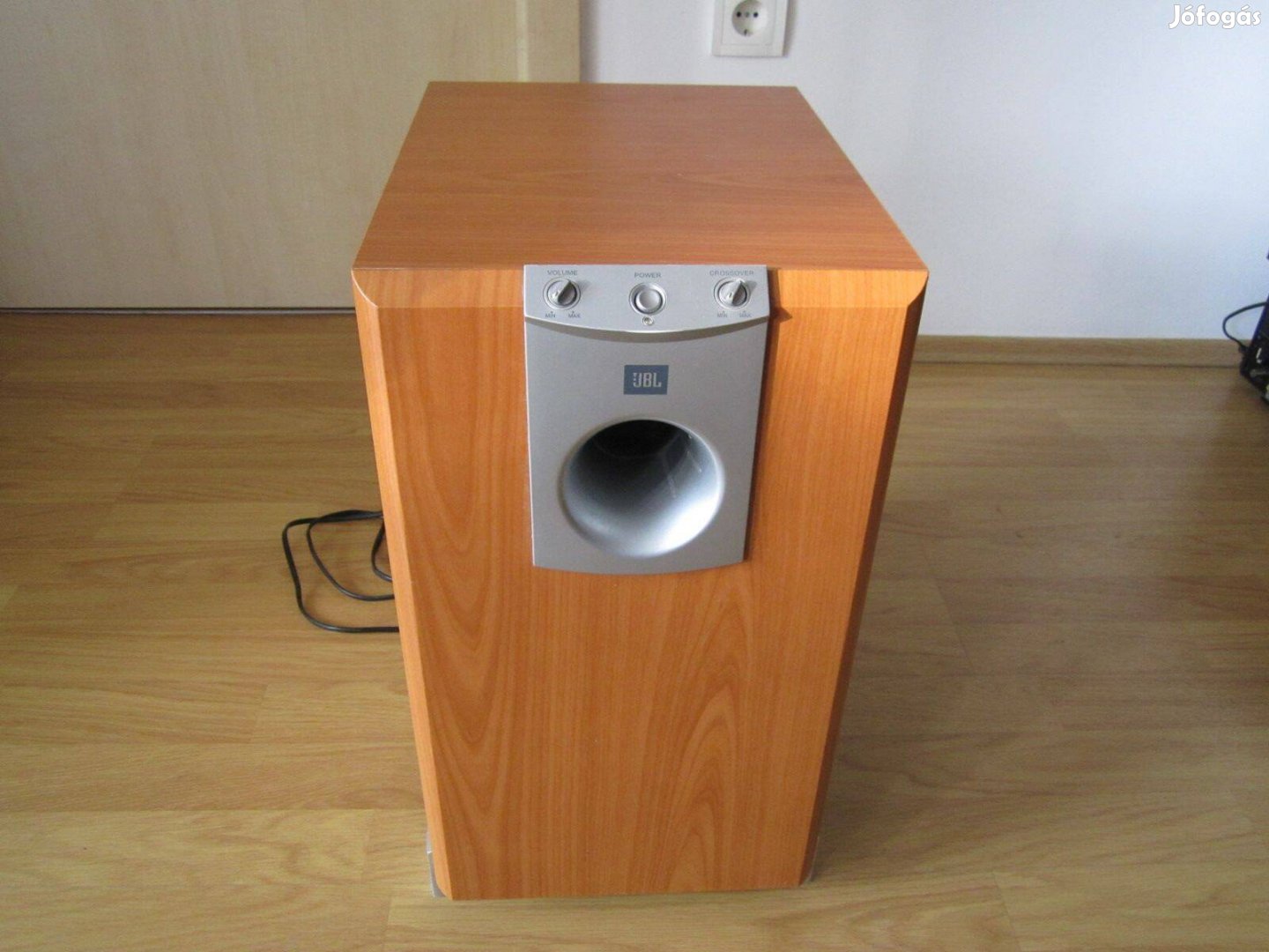 Hibás JBL SUB178 (SCS178) aktív subwoofer szub mélyláda mélynyomó