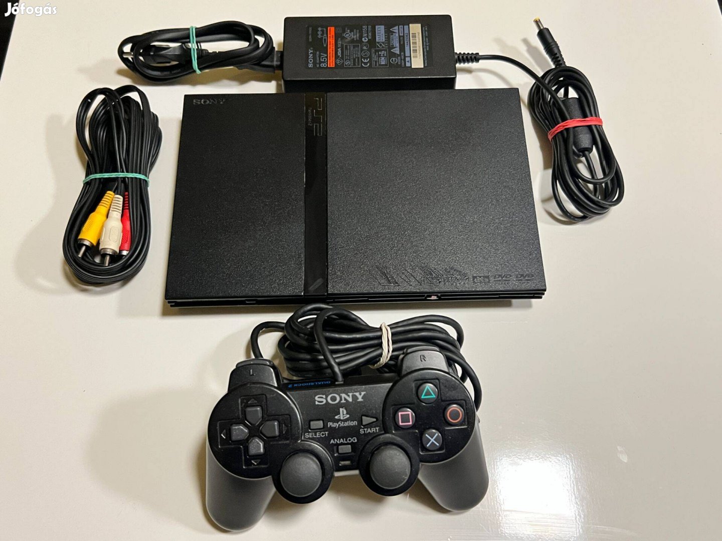 Hibás Playstation 2 PS2 konzol eredeti tartozékaival