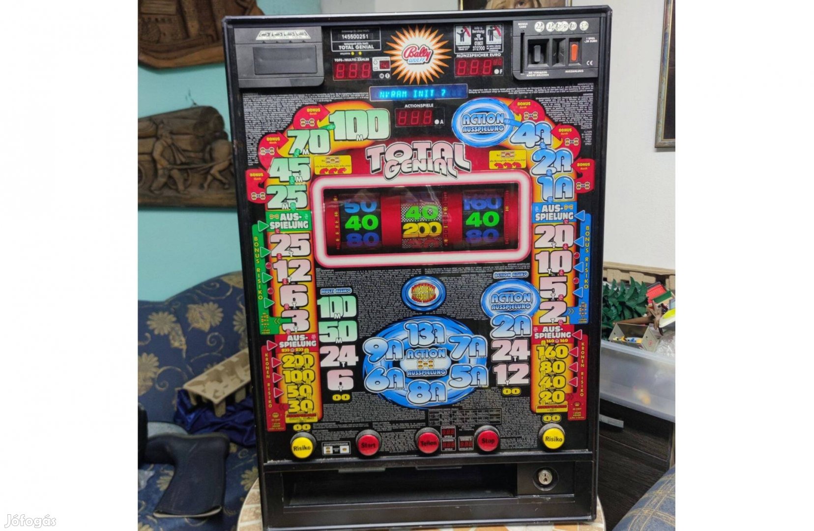 Hibás fali játék dísznek, felújításra