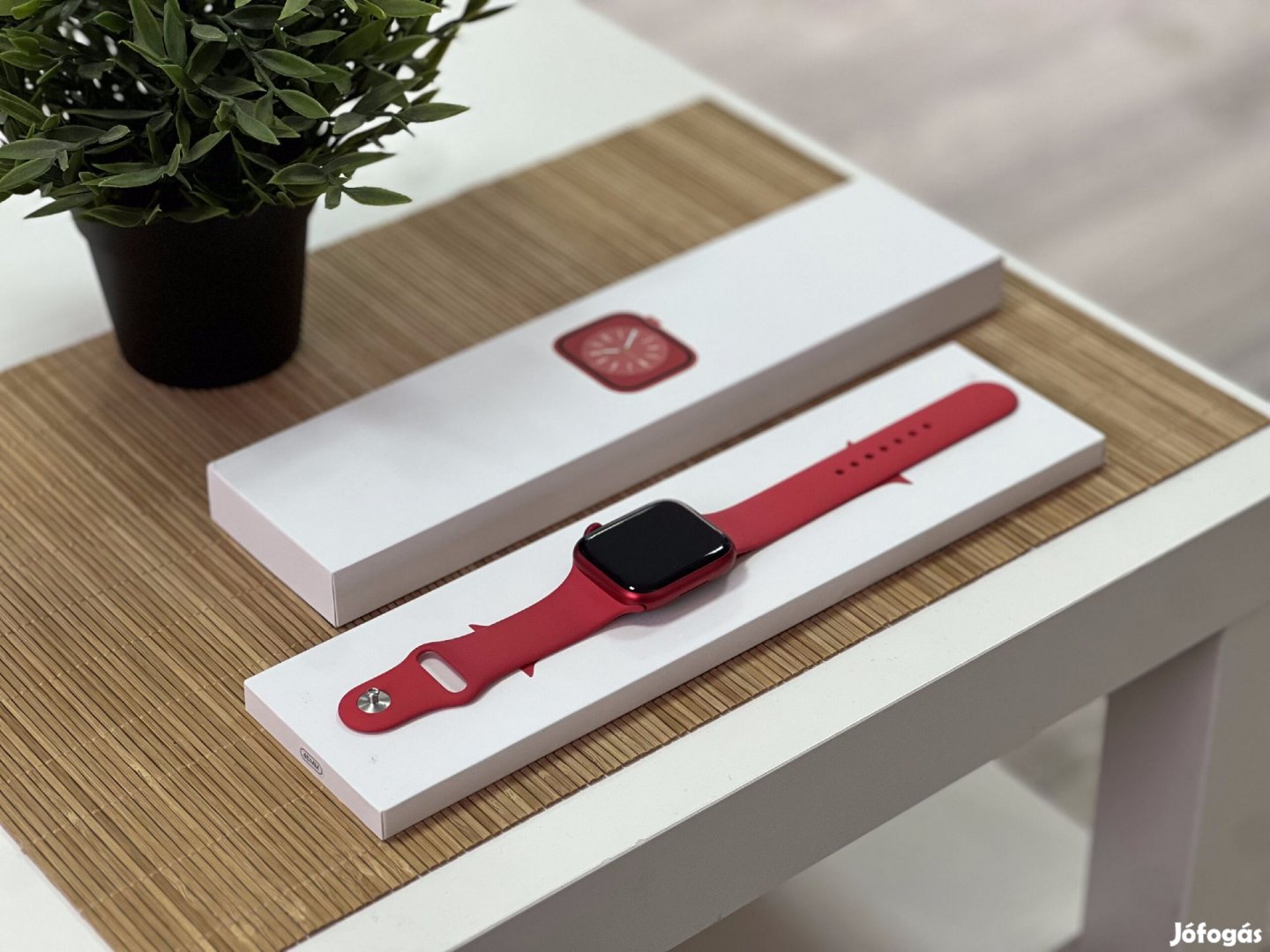 Hibátlan Apple Watch S8 Red 45MM 1 ÉV Garanciával Számlával