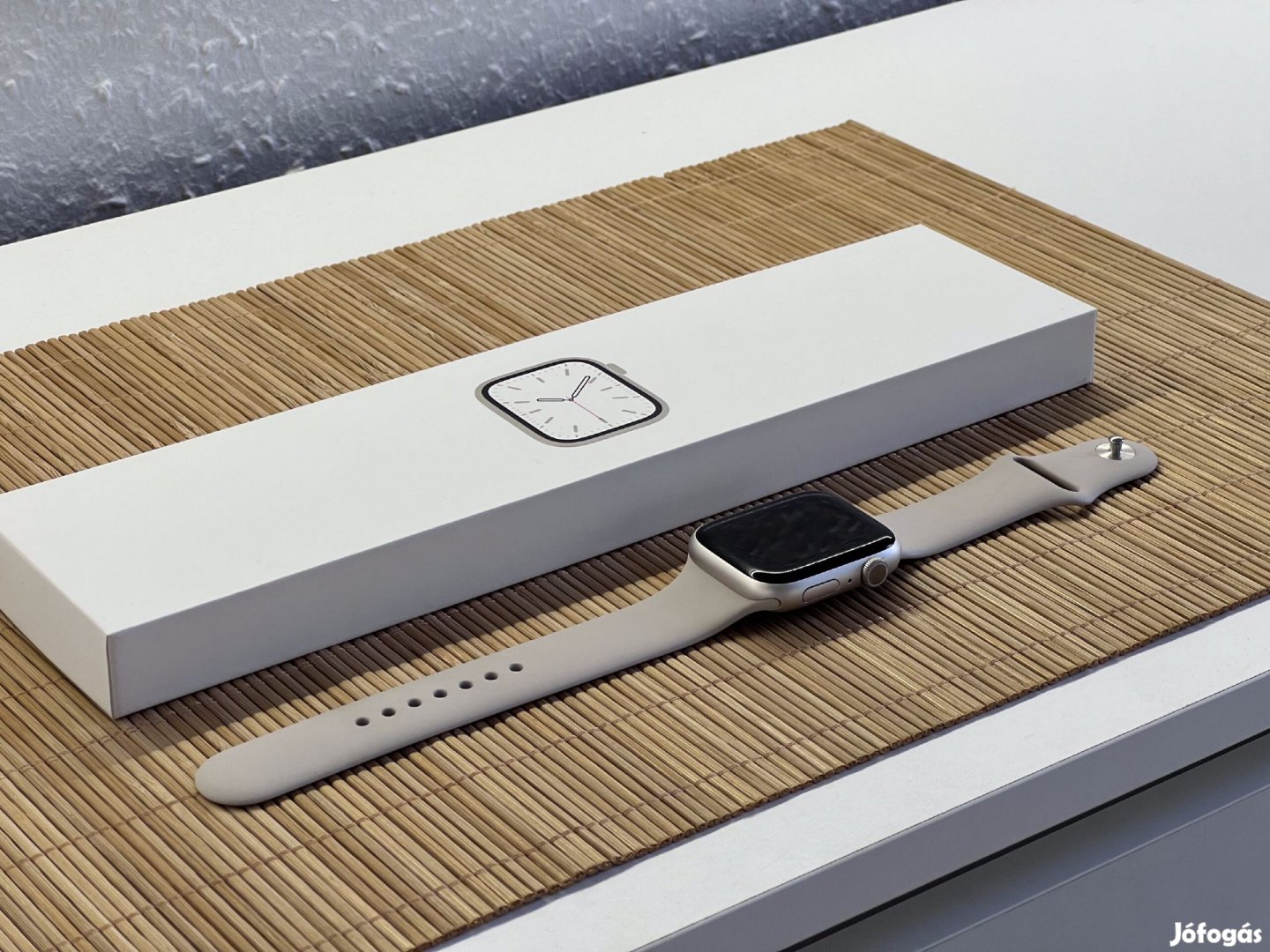 Hibátlan Apple Watch Series 8 Starlight 45mm 2 ÉV Garanciával