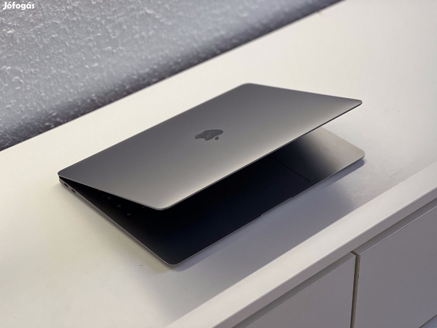 Hibátlan MacBook Air 2019 13 128GB 2 ÉV Garanciával Számlával