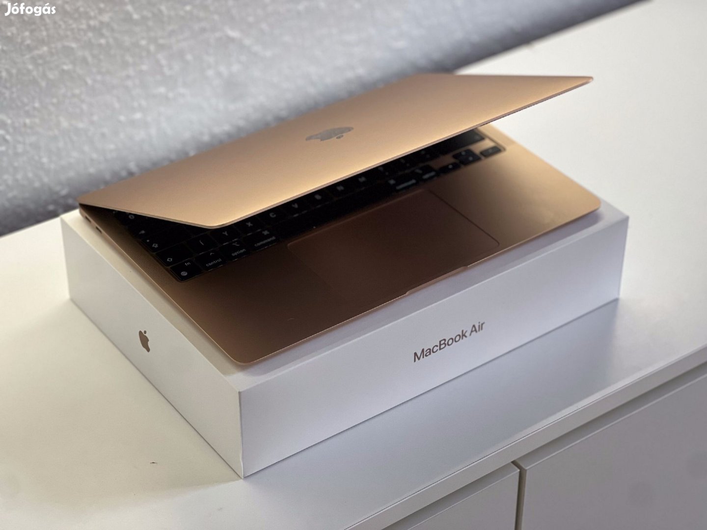 Hibátlan MacBook Air 2020 13 M1 256GB 2 ÉV Garanciával Számlával