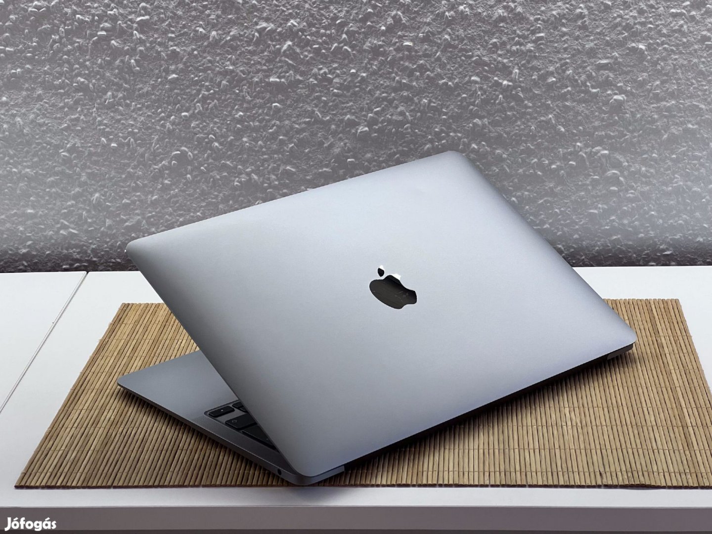 Hibátlan MacBook Air M1 2020 13256GB 8GB 2 ÉV Garanciával Számlával