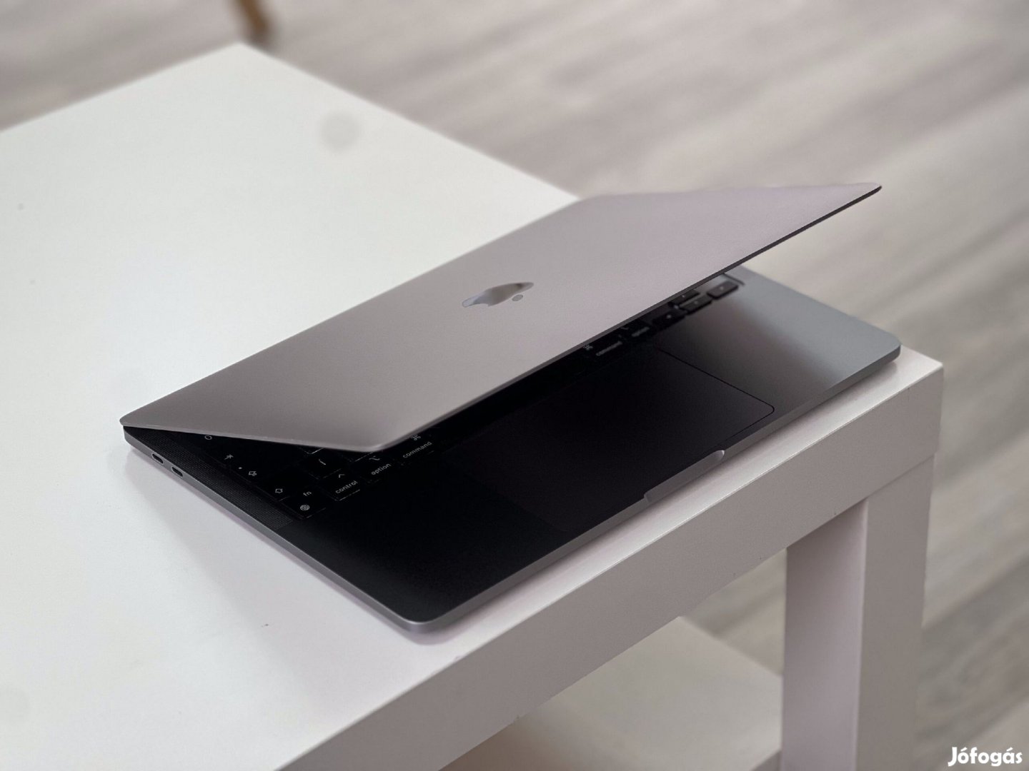 Hibátlan MacBook Pro 2020 13 M1 256GB 2 ÉV Garanciával Számlával