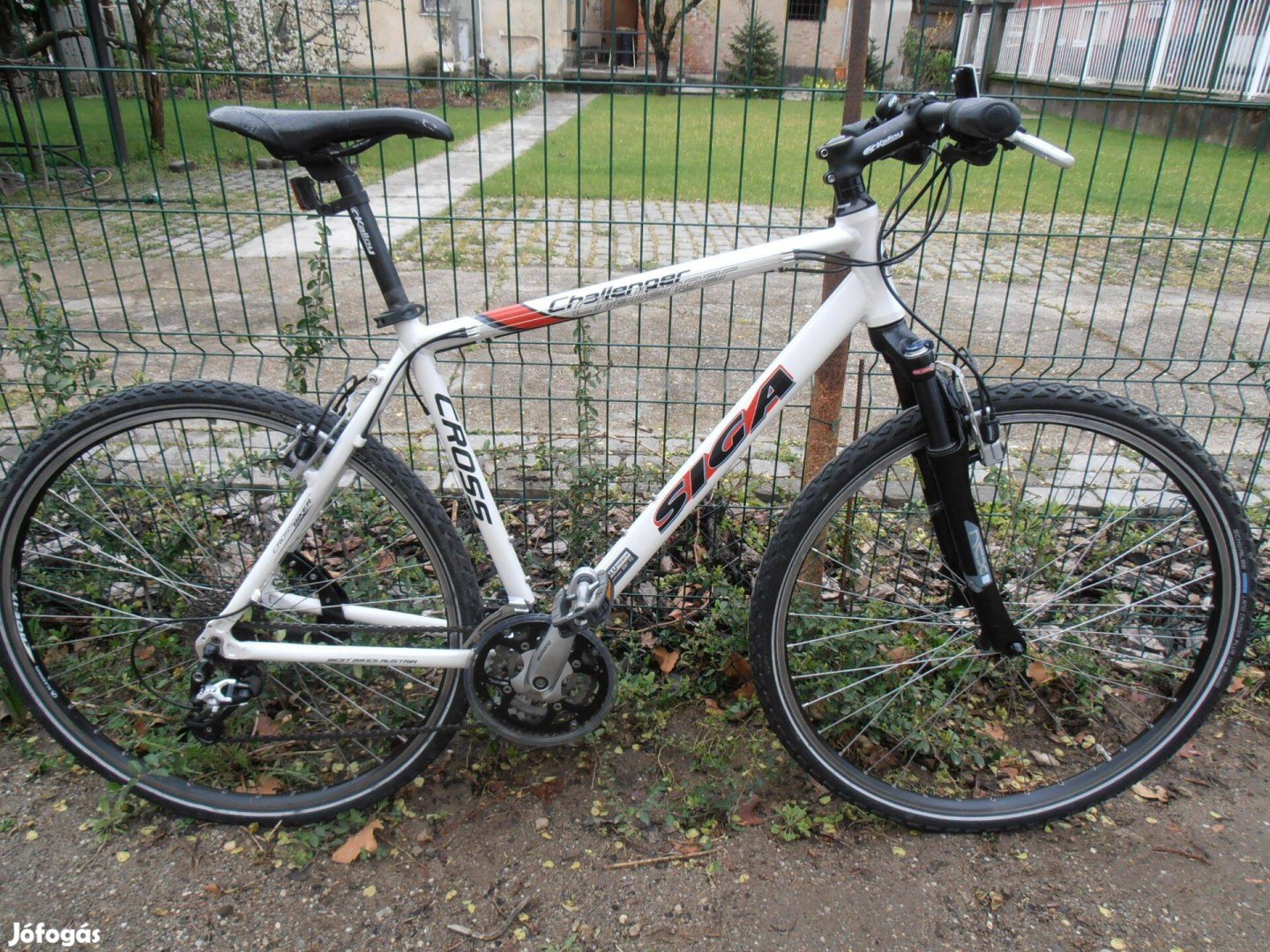 Hibátlan Siga (KTM) Challenger XT, magura fékes trekking ujpesten elad