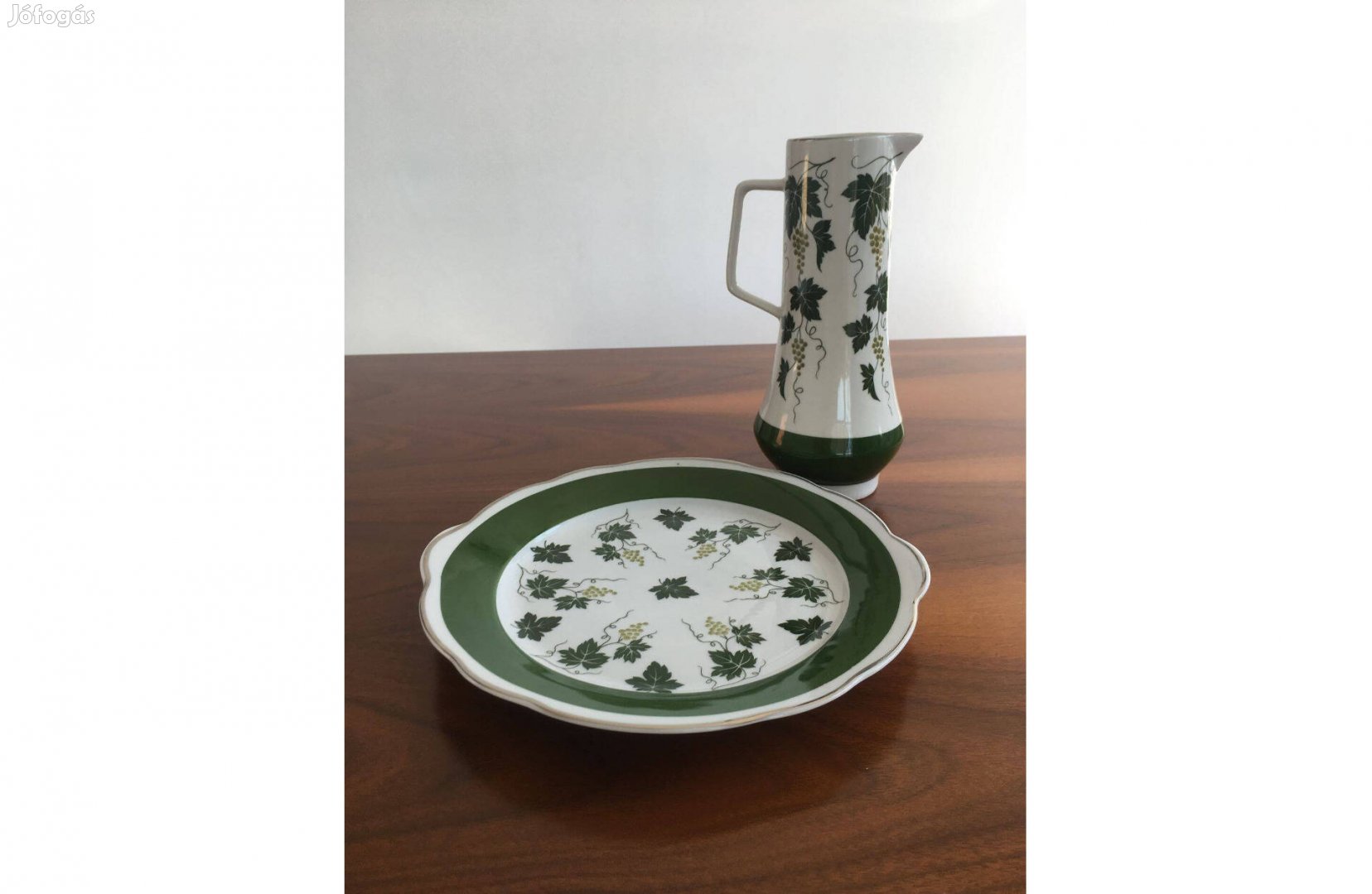 Hibátlan Spechtsbrunn szőlőlevél mintás retro porcelán kancsó és tál