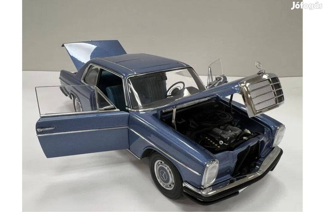 Hibátlan, gyűjtői ritkaság ! 1:18 -as Autoart Mercedes /8 coupe