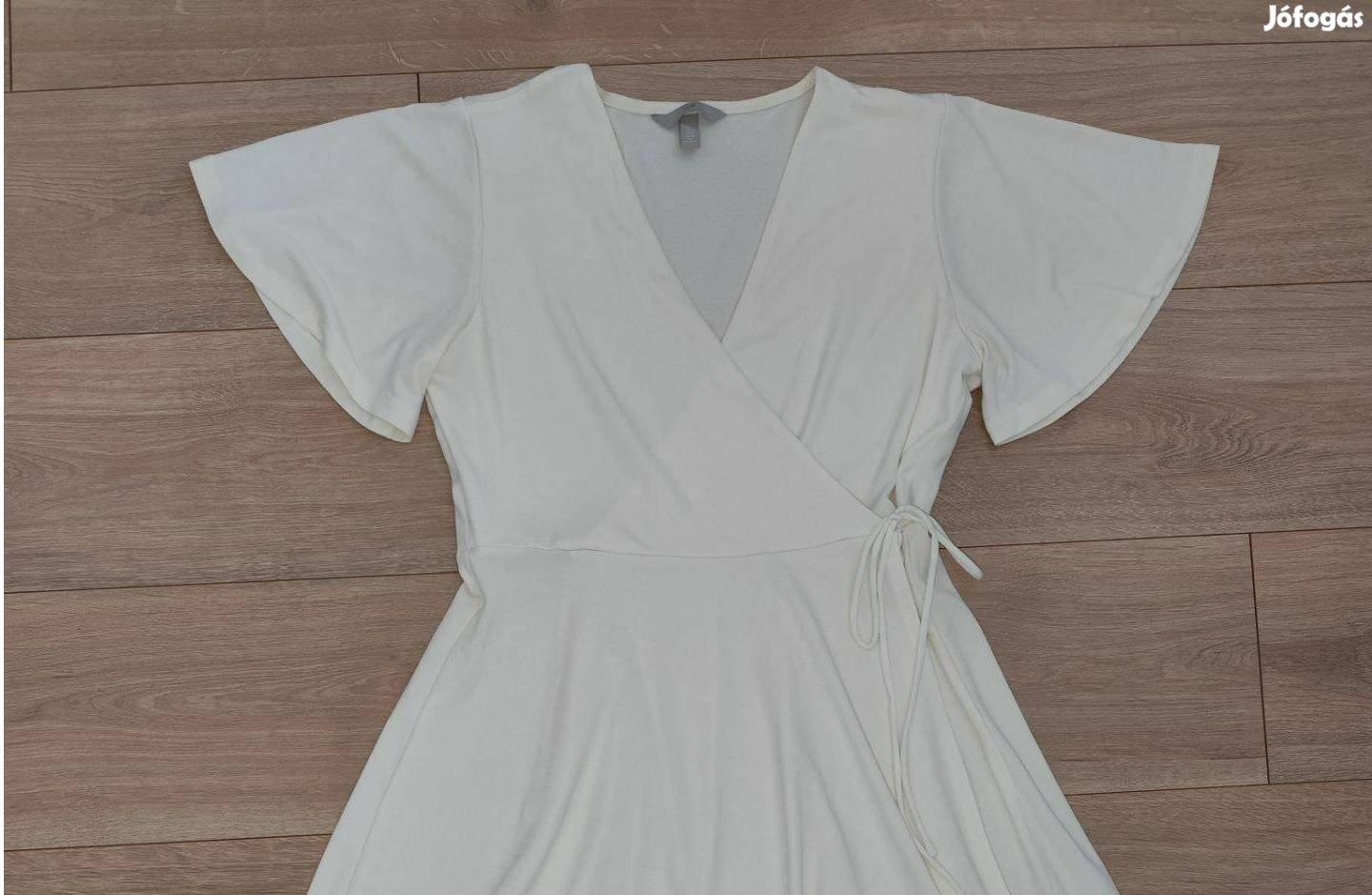 Hibátlan, újszerű HM vajszínű egész ruha - M méret