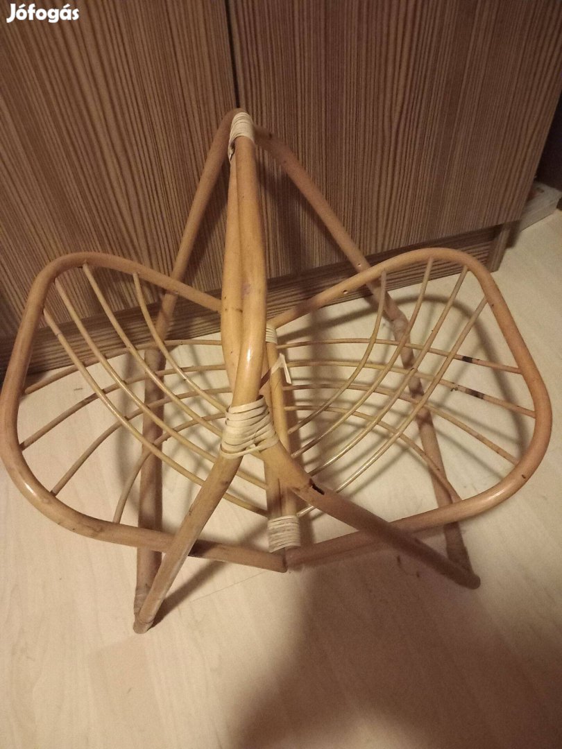 Hibátlan bambusz füles újságtartó össze is csukható 45x50cm