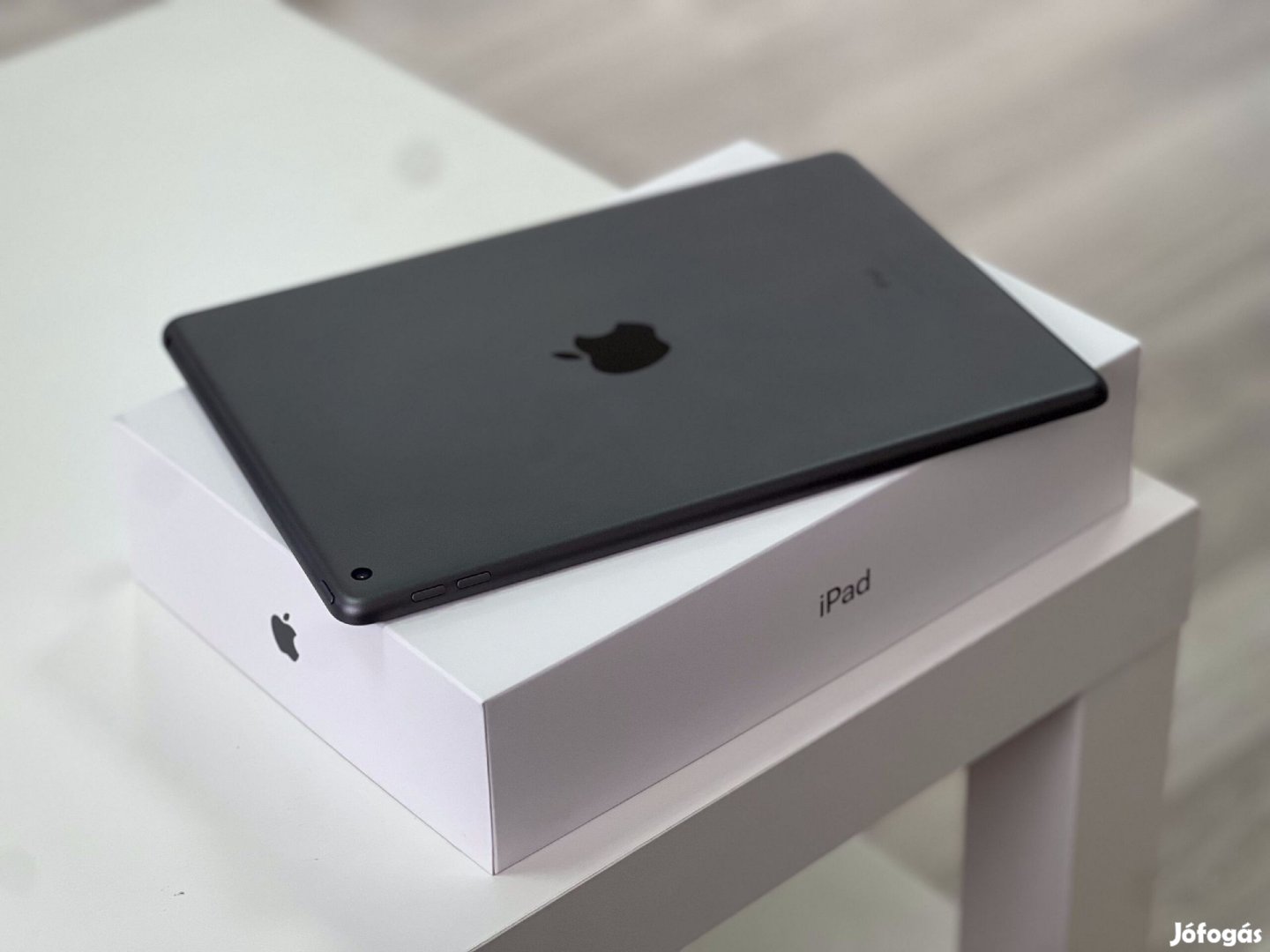 Hibátlan iPad 7th Generáció Space Gray 32GB 2 Év Garanciával