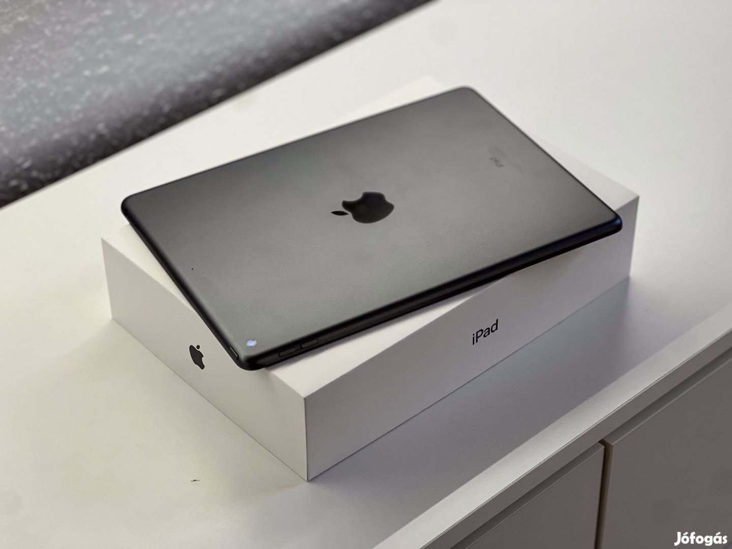 Hibátlan iPad 7th Generáció Space Gray 32GB 2 Év Garanciával