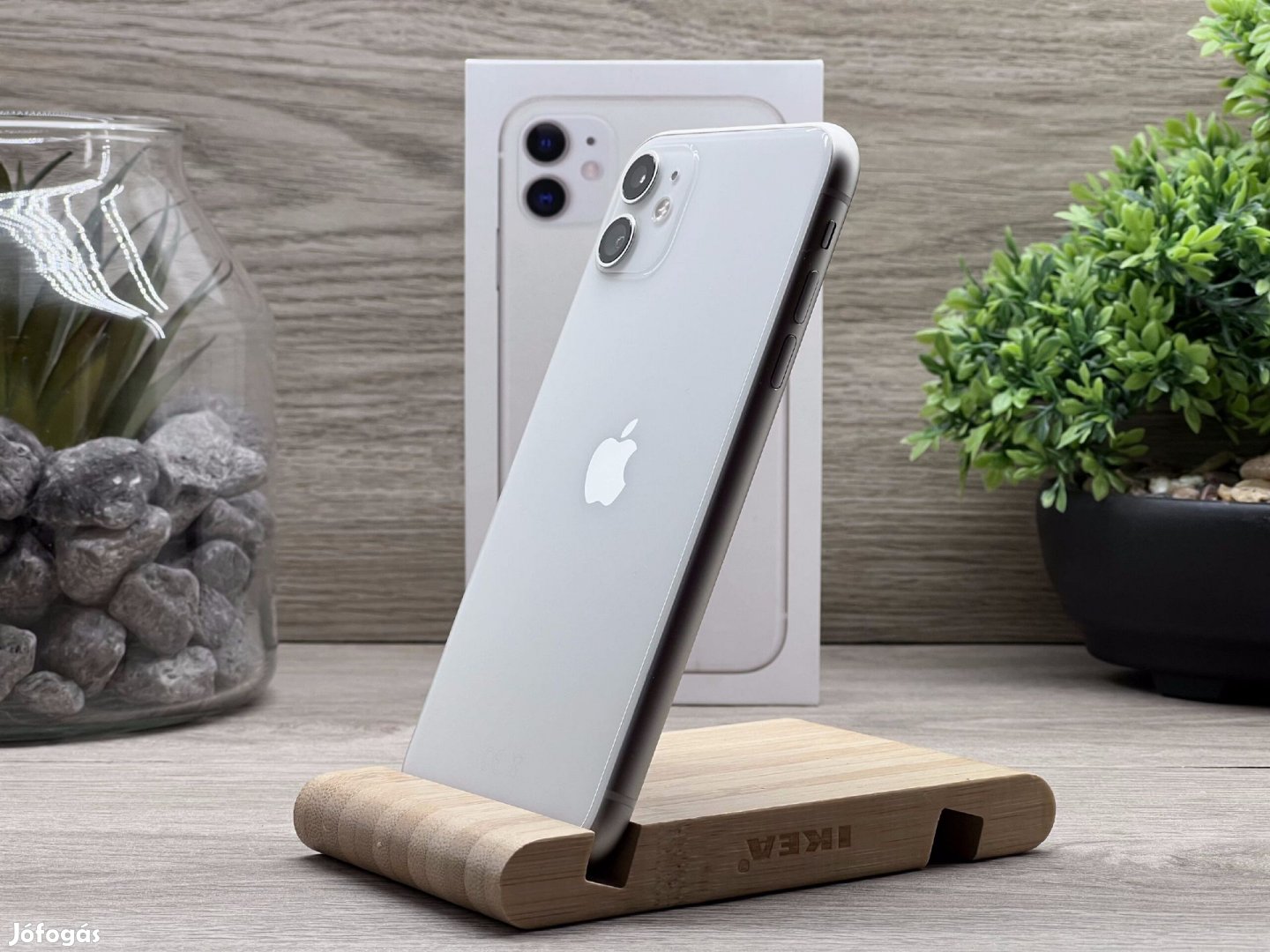 Hibátlan iPhone 11 White 64GB 2 ÉV Garanciával Számlával