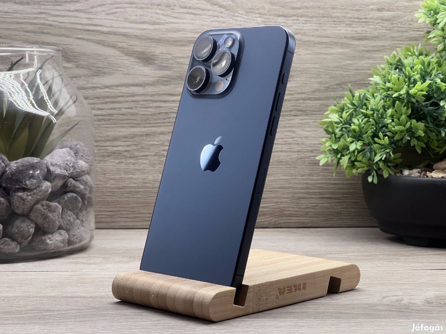 Hibátlan iPhone 15 Pro Max Blue Titanium 256GB 2 ÉV Garanciával