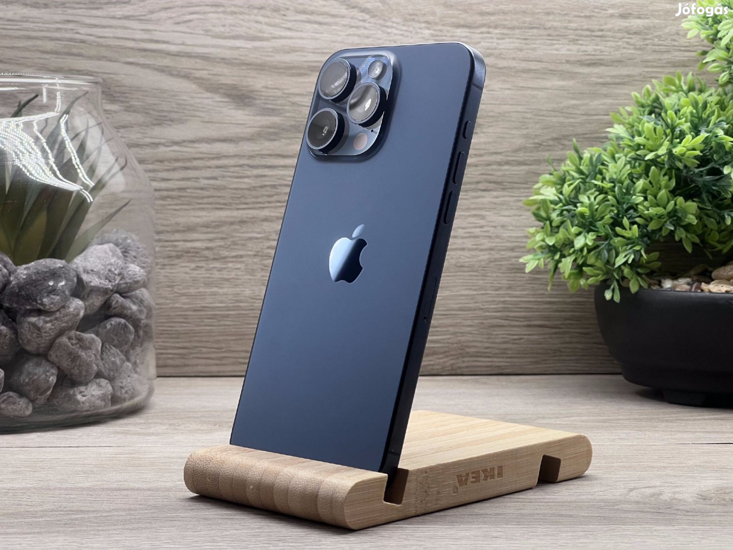 Hibátlan iPhone 15 Pro Max Blue Titanium 256GB 2 ÉV Garanciával