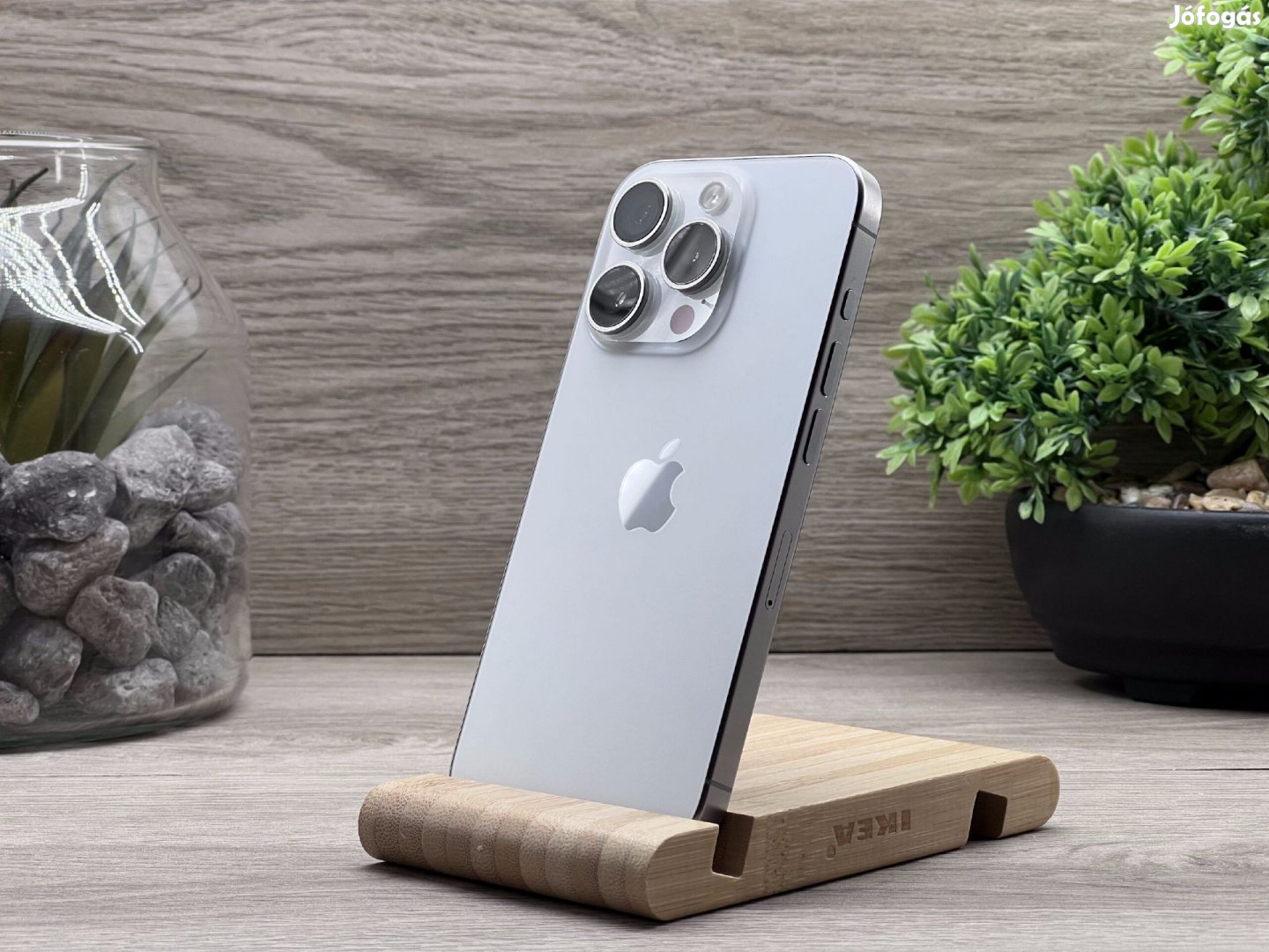 Hibátlan iPhone 15 Pro White Titanium 256GB 2 ÉV Garanciával