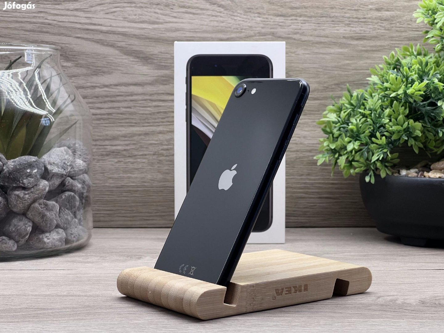 Hibátlan iPhone SE2020 Black 128GB 2 ÉV Garanciával Számlával Aksi