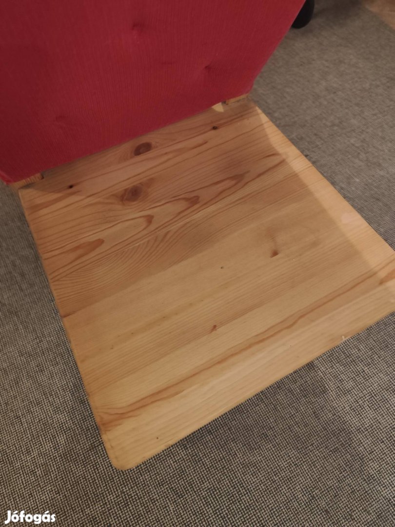 Hibátlan újszerű tömör fenyő IKEA szék 7eft