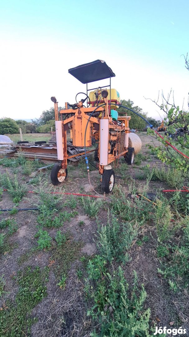 Hidas traktor címerező permetező vegyszerező